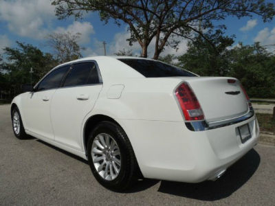 2013 Chrysler 300  Base