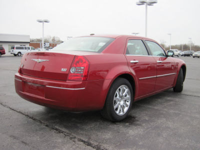 2010 Chrysler 300  Touring