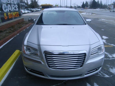 2012 Chrysler 300  Limited