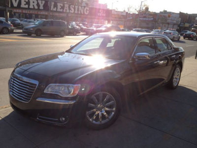2012 Chrysler 300  Limited