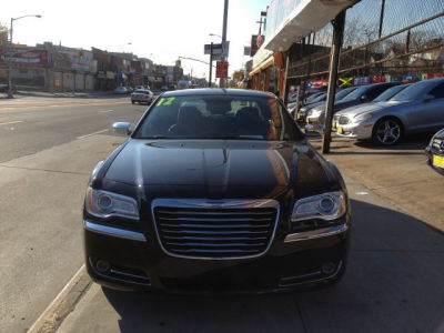2012 Chrysler 300  Limited