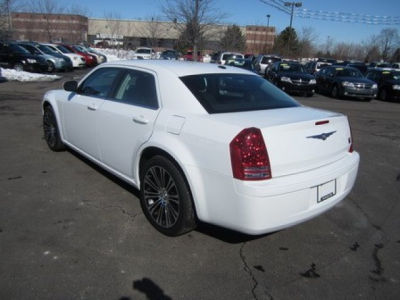 2010 Chrysler 300  300S V6