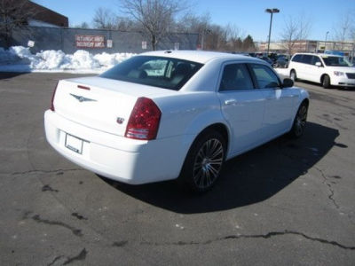 2010 Chrysler 300  300S V6