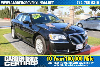 2012 Chrysler 300  Base