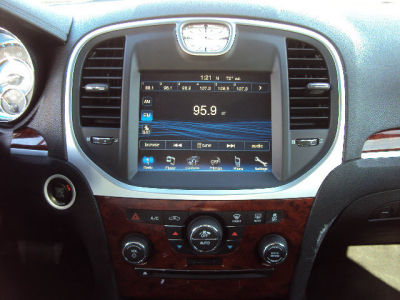 2012 Chrysler 300  Limited