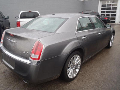 2011 Chrysler 300  Limited