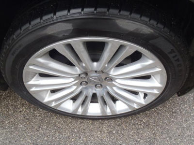 2011 Chrysler 300  Limited