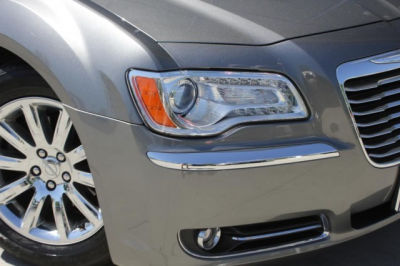 2012 Chrysler 300  Limited