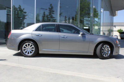 2012 Chrysler 300  Limited