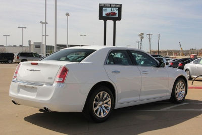 2012 Chrysler 300  Limited