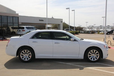 2012 Chrysler 300  Limited