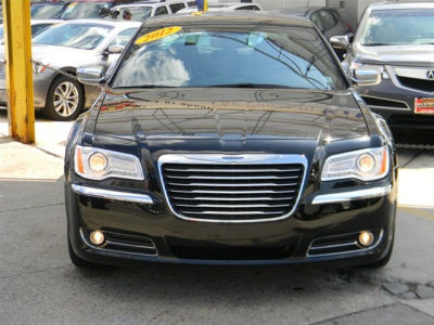 2012 Chrysler 300  Limited