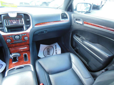 2012 Chrysler 300  Limited