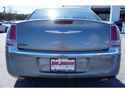 2011 Chrysler 300  Limited