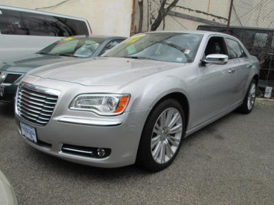 2012 Chrysler 300  Limited