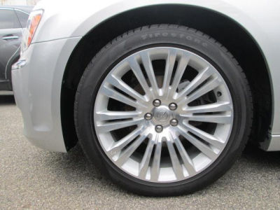 2012 Chrysler 300  Limited