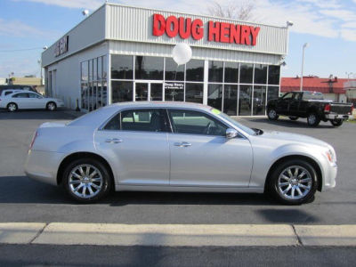 2012 Chrysler 300  Limited