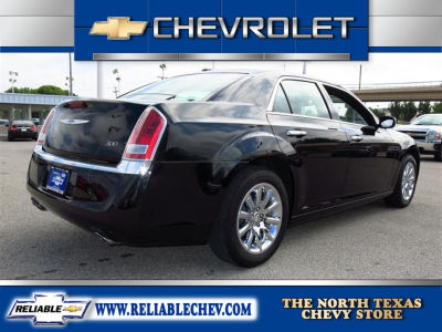 2011 Chrysler 300  Limited