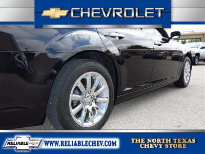 2011 Chrysler 300  Limited