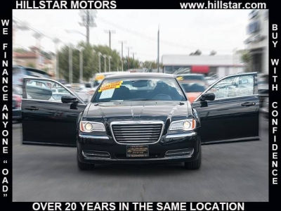 2012 Chrysler 300  Base