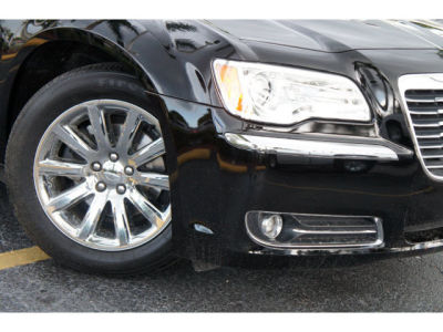 2012 Chrysler 300  Limited