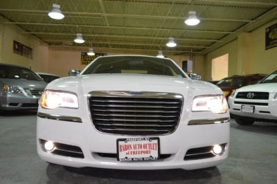 2012 Chrysler 300  Limited