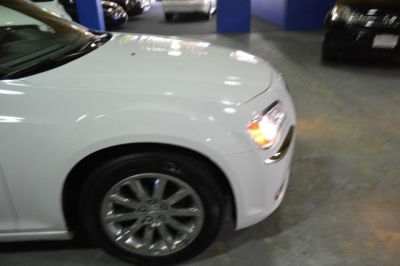 2012 Chrysler 300  Limited