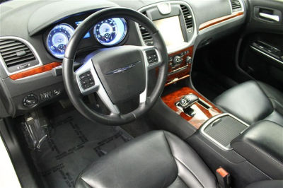 2012 Chrysler 300  Limited