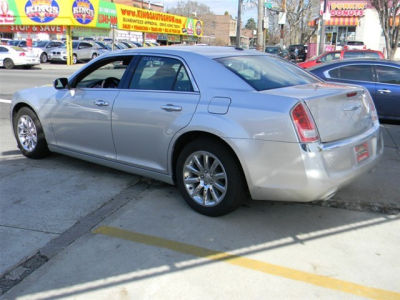 2012 Chrysler 300 Limited