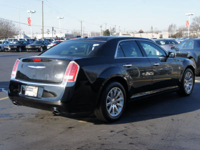 2012 Chrysler 300  Limited