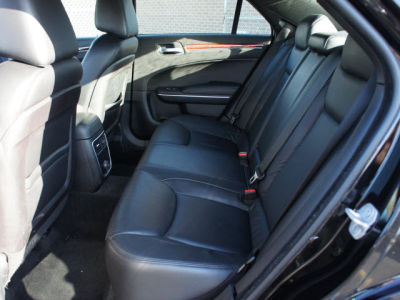 2012 Chrysler 300  Limited