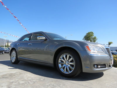 2012 Chrysler 300  Limited