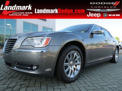 2011 Chrysler 300  Limited