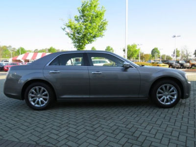 2011 Chrysler 300  Limited