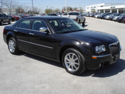 2010 Chrysler 300  Limited