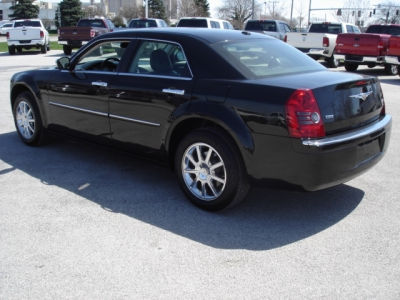 2010 Chrysler 300  Limited