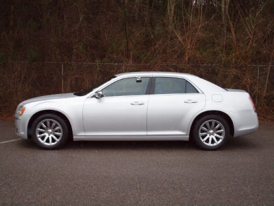 2012 Chrysler 300  Limited