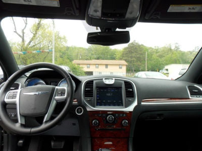 2012 Chrysler 300  Limited