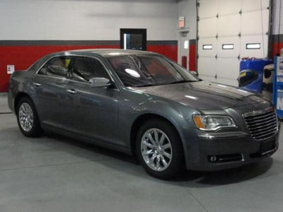 2012 Chrysler 300  Limited