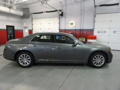 2012 Chrysler 300  Limited
