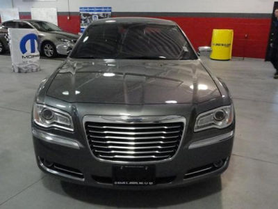 2012 Chrysler 300  Limited