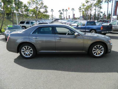 2012 Chrysler 300  Limited