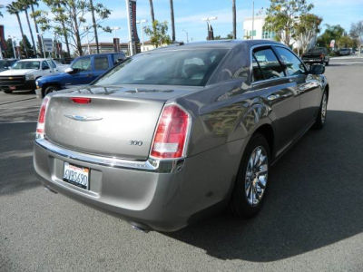 2012 Chrysler 300  Limited