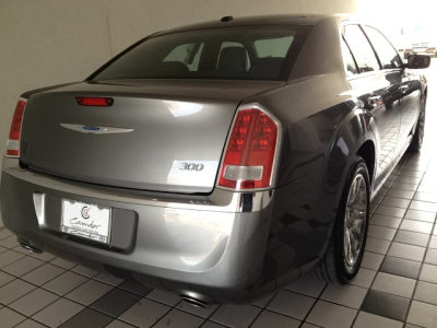 2012 Chrysler 300  Limited