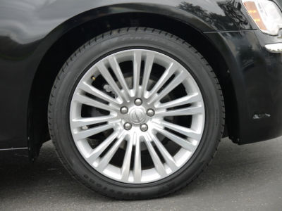 2012 Chrysler 300  Limited