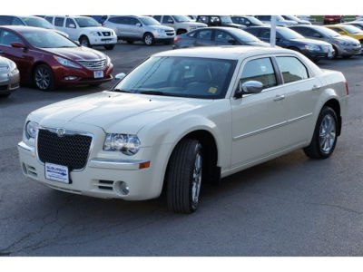2010 Chrysler 300  Limited