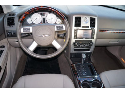 2010 Chrysler 300  Limited