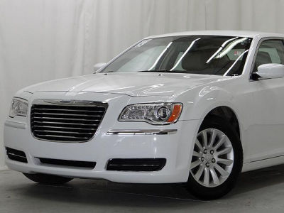 2013 Chrysler 300  Base