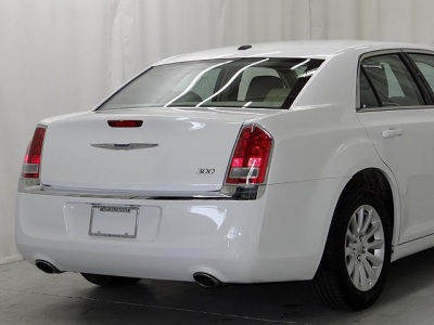 2013 Chrysler 300  Base