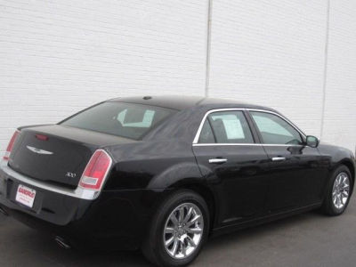 2012 Chrysler 300  Limited